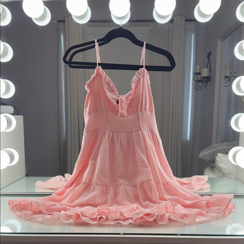 HoneyPeach Elegant Baby Pink Ruffled Sun Dress Medium